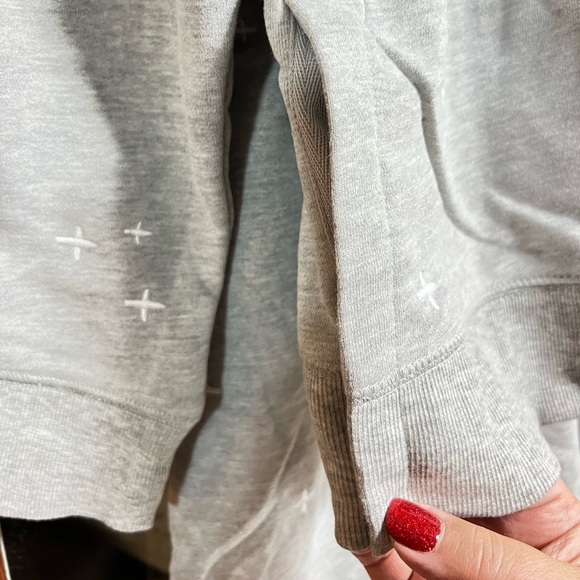 291. Hem & Thread Embroidered Jogger Pant/Side Slit Sweatshirt Set NWT - Picture 8 of 14